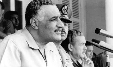 Hotuba ya Rais Gamal Abdel Nasser katika sherehe za kuhitimu kwa kundi jipya la maafisa wa Kitivo cha kijeshi huko Kairo mnamo 1959