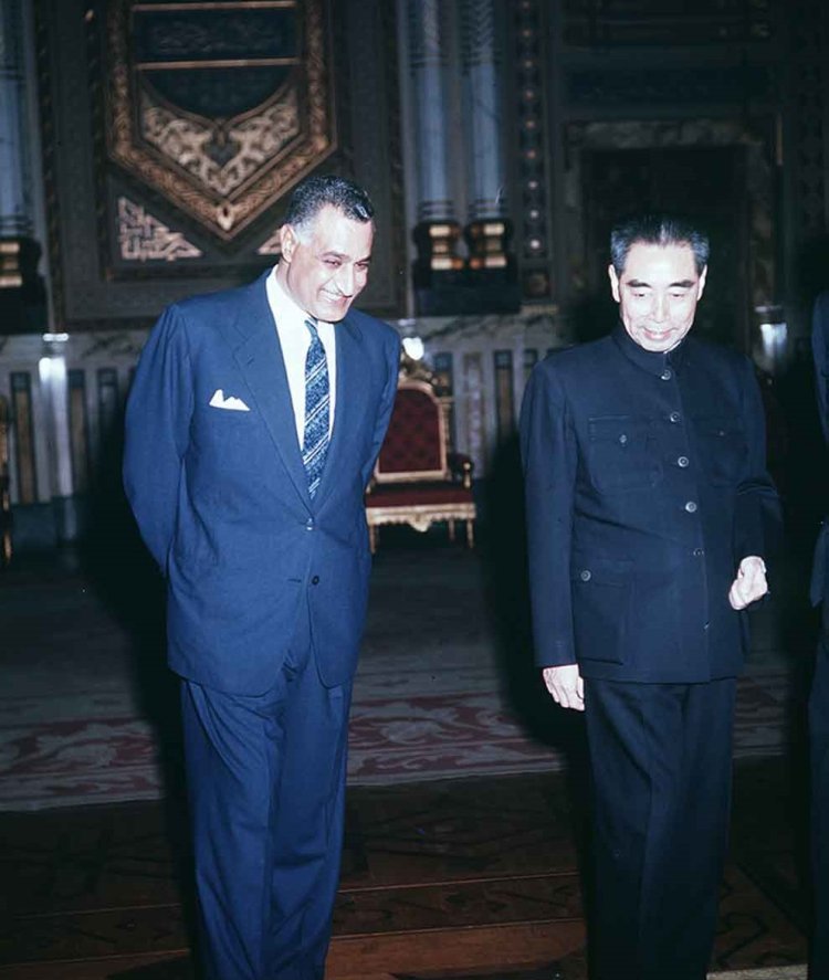 Gamal Abdel Nasser recognizes China and America protests