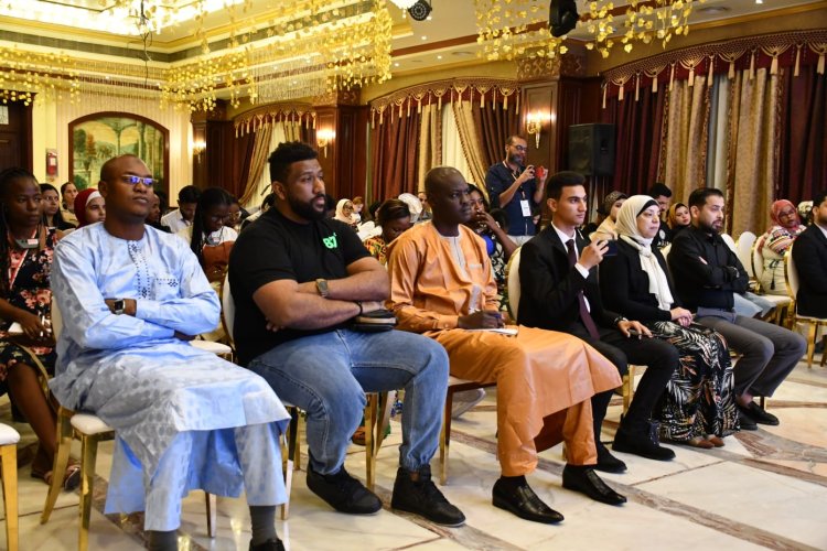 Youth Ministry holds panel discussion on public diplomacy 