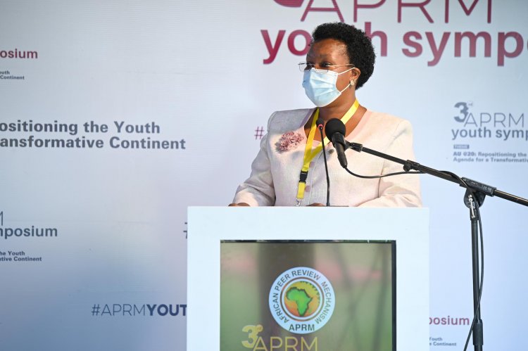 In the presence of Ugandan President... Ghazaly speaking at The APRM Youth Continental  Symposium