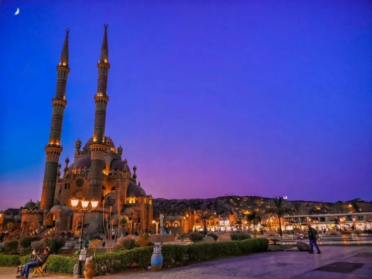 Msikiti wa Al-Sahaba mjini Sharm El-Sheikh.. alama ya kipekee katika sanaa ya Usanifu wa kisasa wa kiislamu