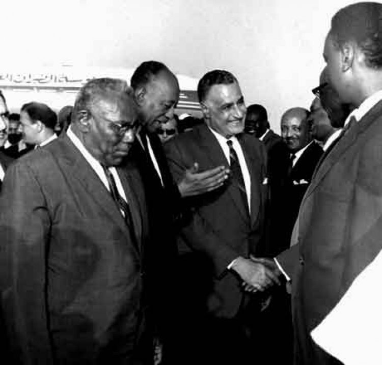 Mapokezi ya watu wa Sudan kwa  Rais Abd El- Nasser huko Khartoum ni uthibitisho wa Umoja wa Bonde la Mto Nile