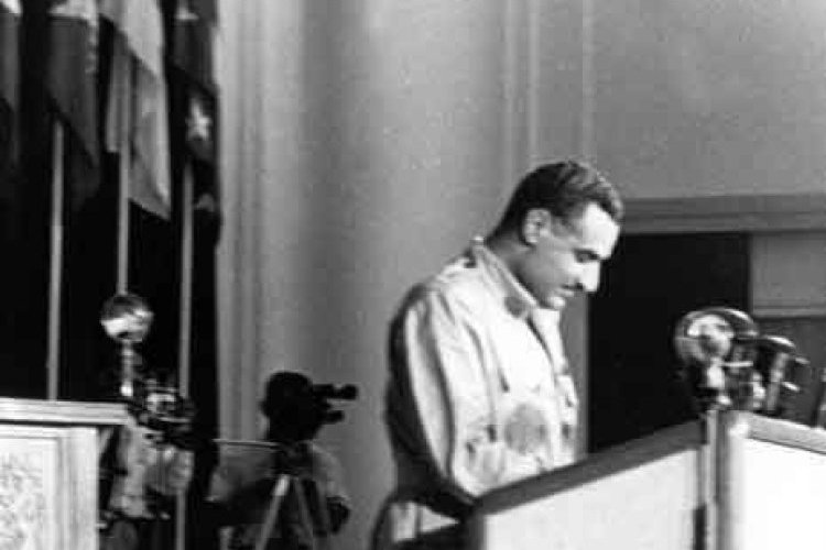 Discours du président Gamal Abdel Nasser à la séance de clôture de la conférence de Bandung en 1955