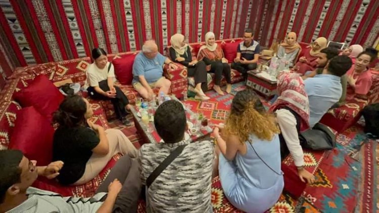 Harakati ya Nasser kwa Vijana katika Jamhuri ya Tunisia yakutana na profesa katika Chuo Kikuu cha Harvard