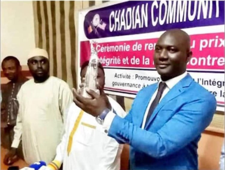 Tuzo ya Dola za Marekani elfu tano kwa Mhitimu wa Udhamini wa Nasser kwa Uongozi wa Kimataifa kuhusu Uadilifu na Kupambana na Rushwa