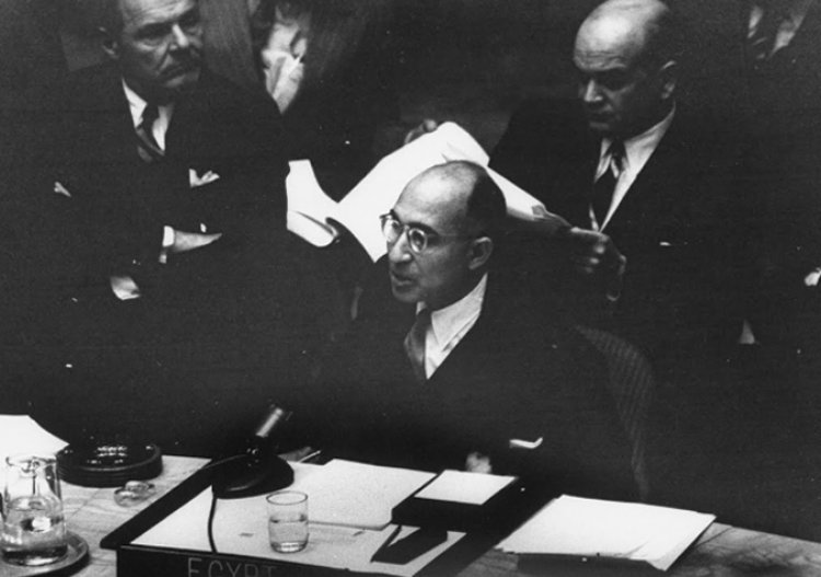 Wanaume karibu ya Rais Abdel Nasser... Diplomasia ya Misri Dkt. Mahmoud Fawzi Sinbad