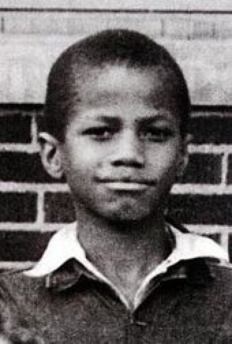 Masuala ya Muungano na Matumizi ya Vurugu: Usomaji katika Fikra za Malcolm X na Martin Luther King Jr.
